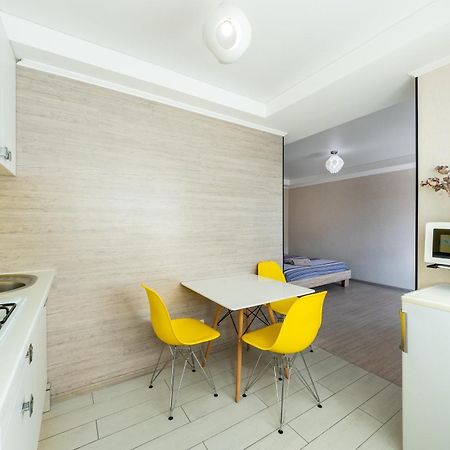 Home Apartments Kyiv Exterior photo